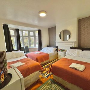 Twin Tower Hotel